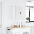 Tour de rangement gris clair en bois, chaleureux et pratique